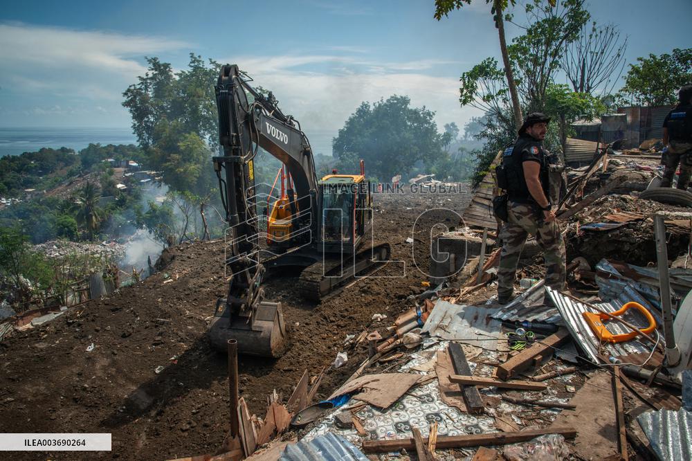 Destruction of One of Mayotte's Biggest Shantytowns
