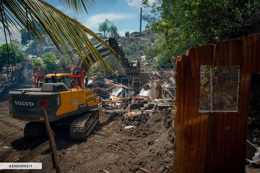 Destruction of One of Mayotte's Biggest Shantytowns