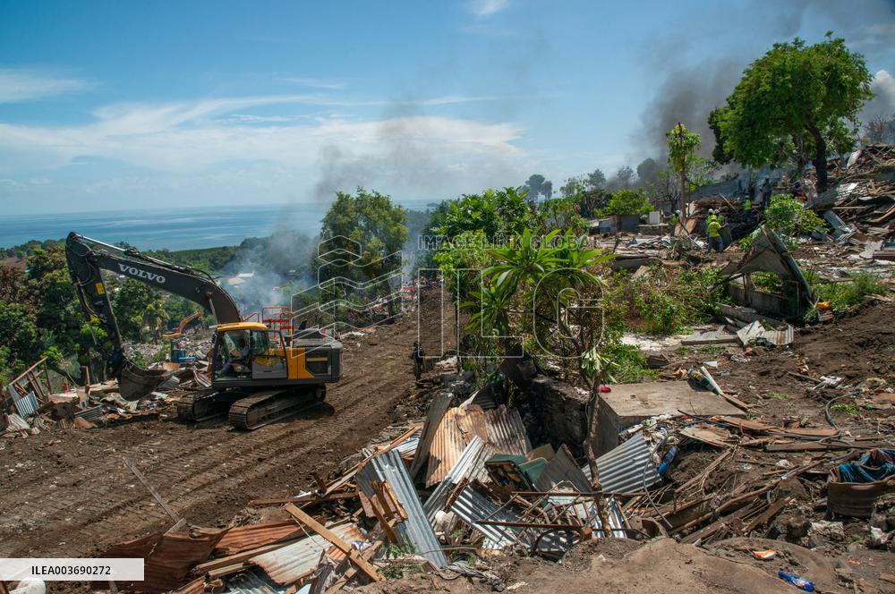 Destruction of One of Mayotte's Biggest Shantytowns