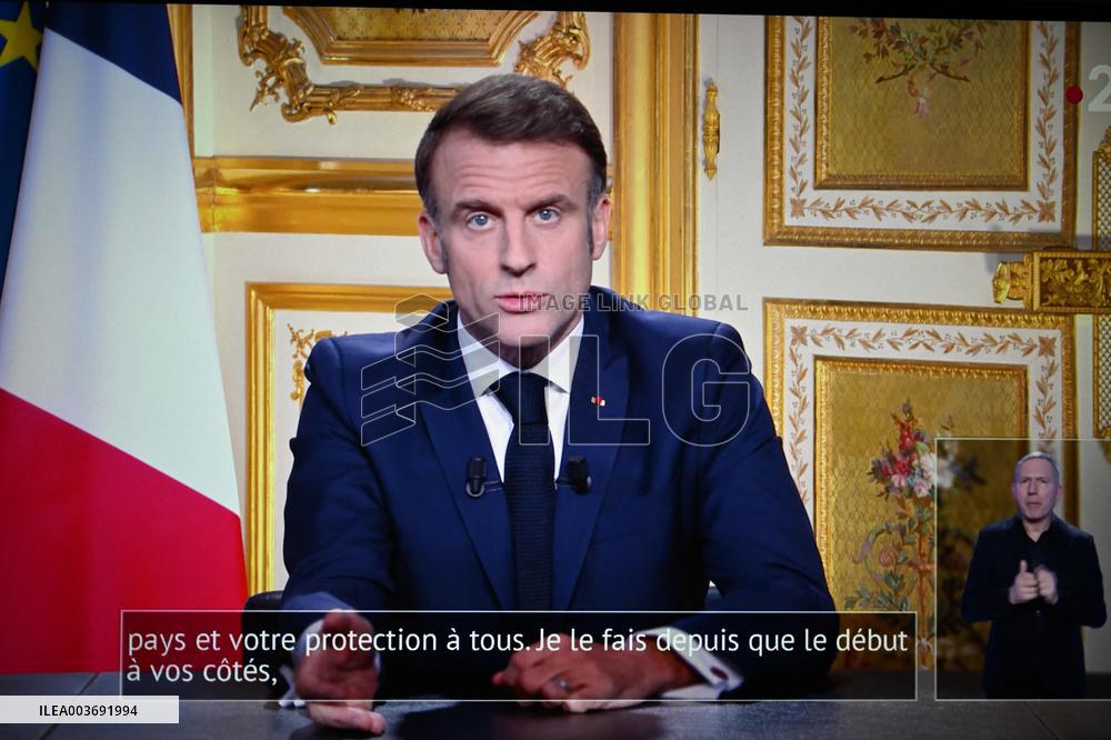 Macron Addresses Nation After Government Collapse - Paris