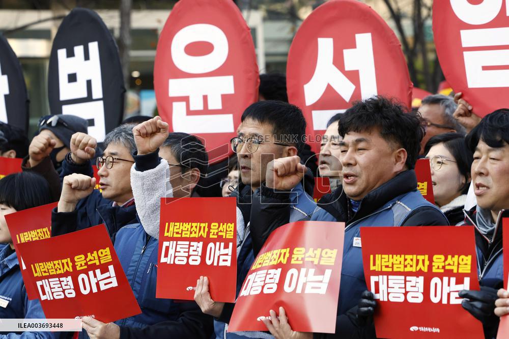 Seoul ahead of vote on impeachment motion against Yoon
