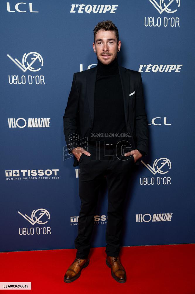 Golden Bike Ceremony - Paris