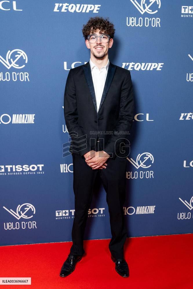 Golden Bike Ceremony - Paris