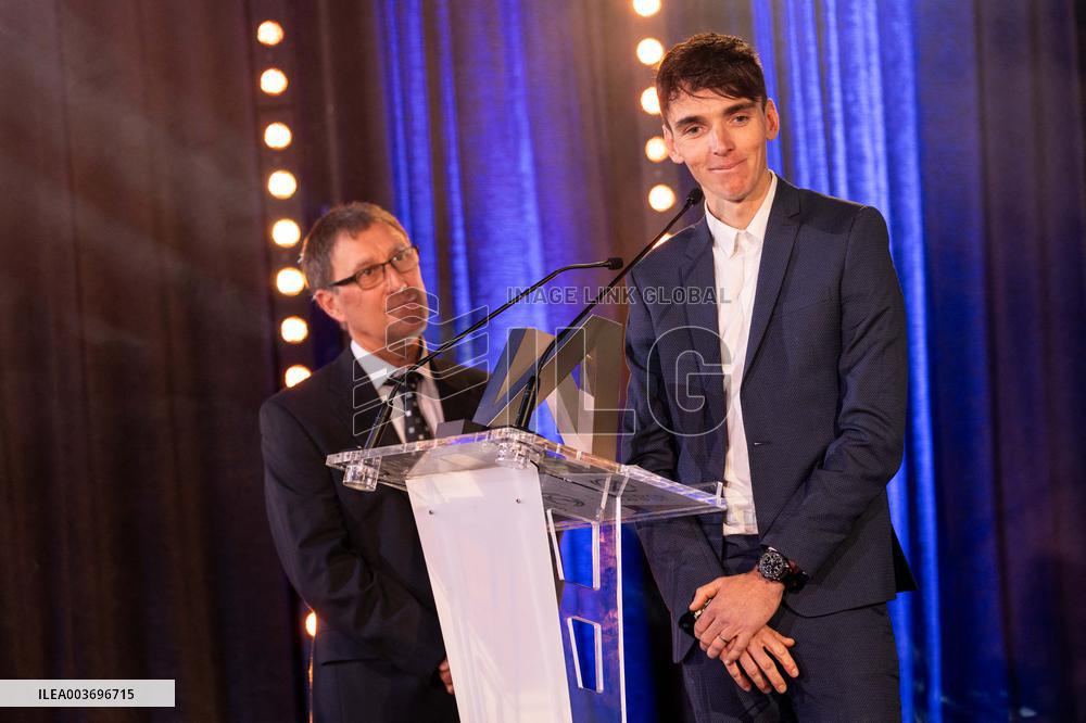 Golden Bike Ceremony - Paris