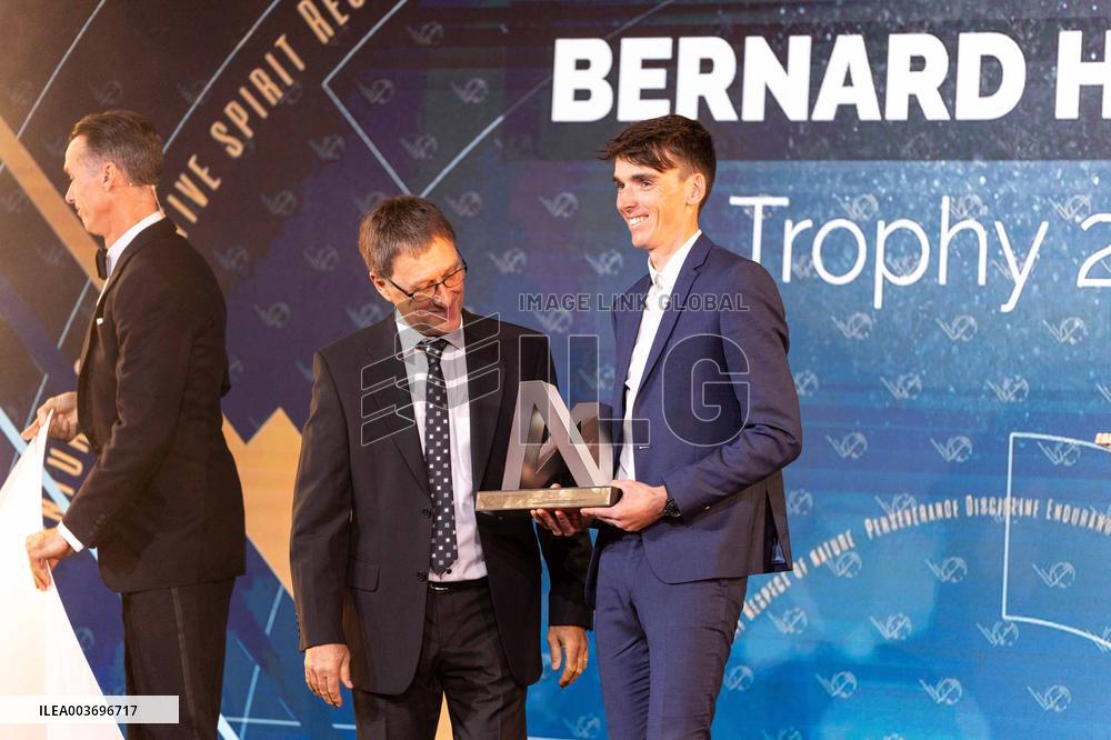 Golden Bike Ceremony - Paris