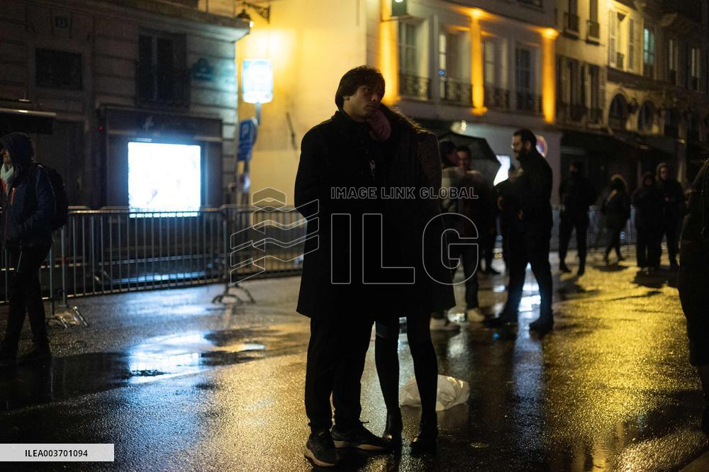 Crowds during Notre-Dame Cathedral re-opening ceremony - Paris