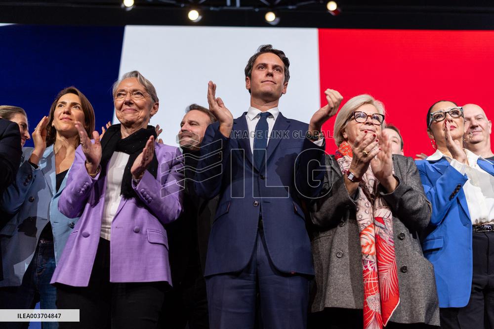 National Council Of Renaissance Political Party - Paris