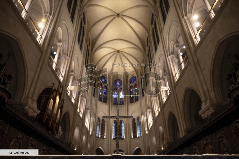 First Mass For The Public Notre-Dame Cathedral - Paris