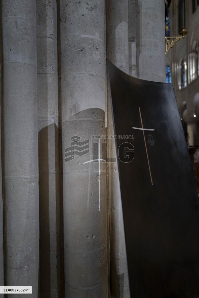 First Mass For The Public Notre-Dame Cathedral - Paris