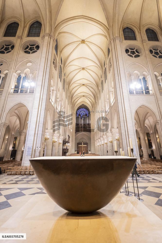 First Mass For The Public Notre-Dame Cathedral - Paris