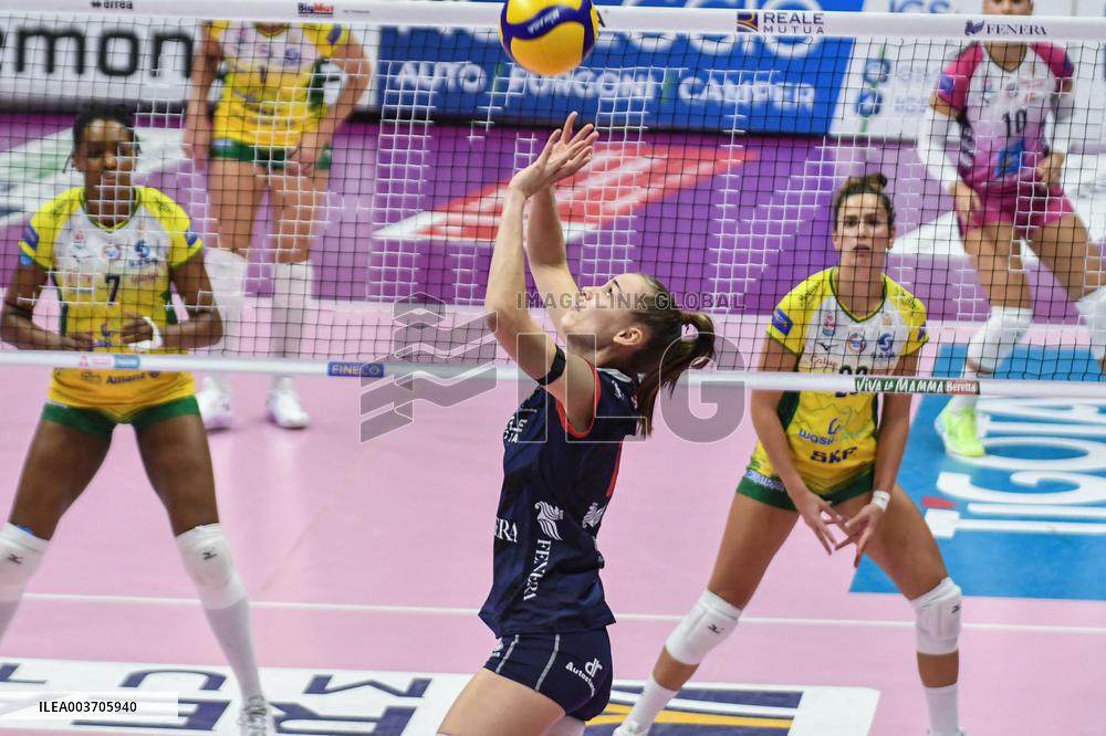 VOLLEY - Serie A1 Femminile - Reale Mutua Fenera Chieri '\''76 vs Wash4Green Pinerolo