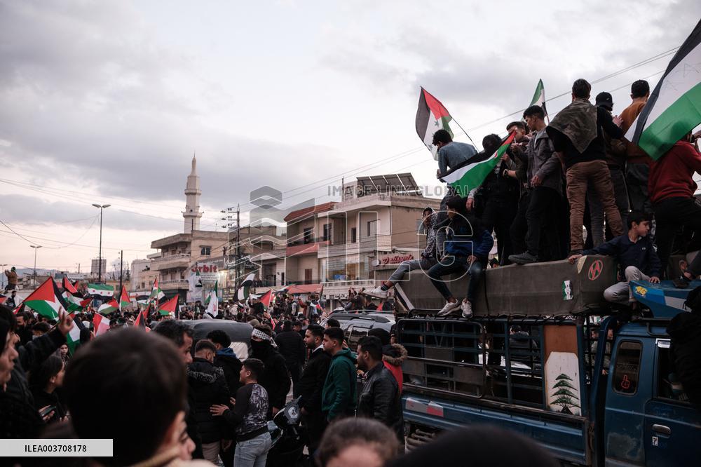 Syrian Opposition Celebrate The End Of Assad Regime - Lebanon