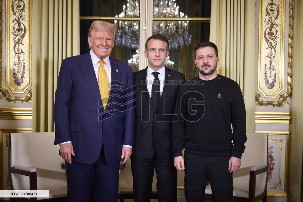 Trump, Macron And Zelensky Meet - Paris