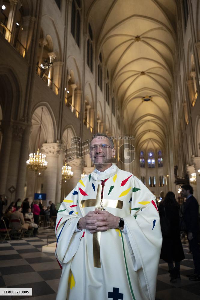 First Mass For The Public Notre-Dame Cathedral - Paris