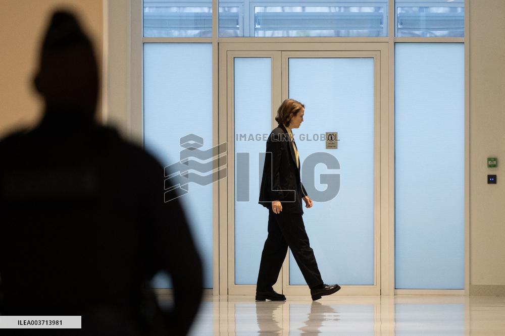 Adele Haenel leaves the courtroom after saying « Shut the fuck up! » to Christophe Ruggia during hearing- Paris