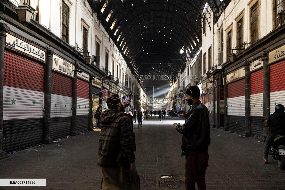 Daily life comes back to Damascus after the fall of Assad regime