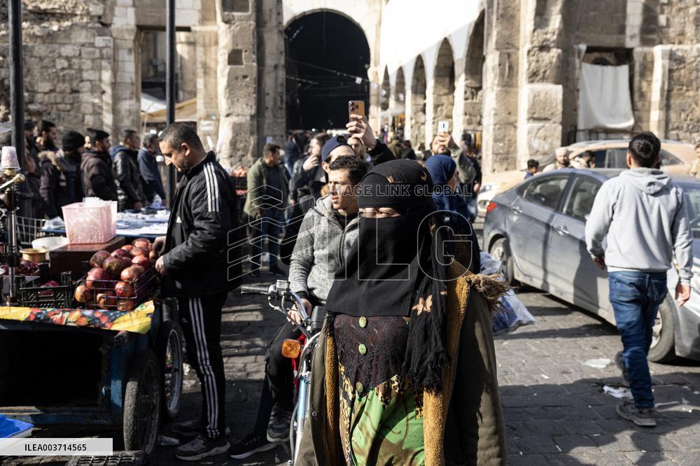 Daily life comes back to Damascus after the fall of Assad regime