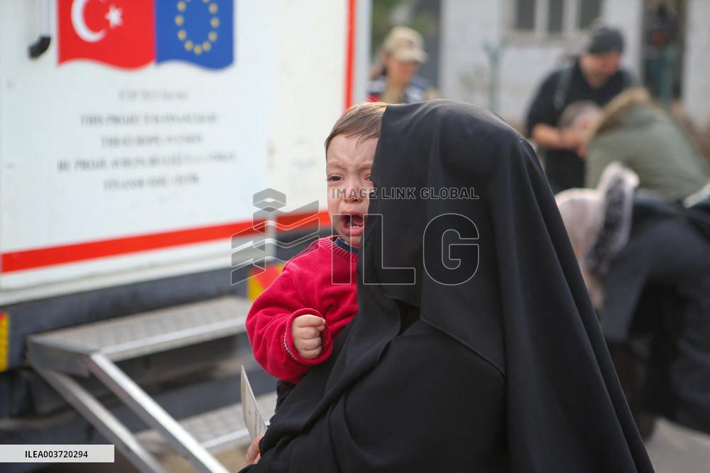 Syrian Refugees In Turkey Begin Returning Home - Hatay