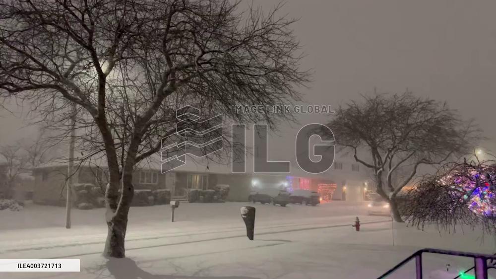 US: Snow Falls In Northeast Ohio As Arctic Front Moves In