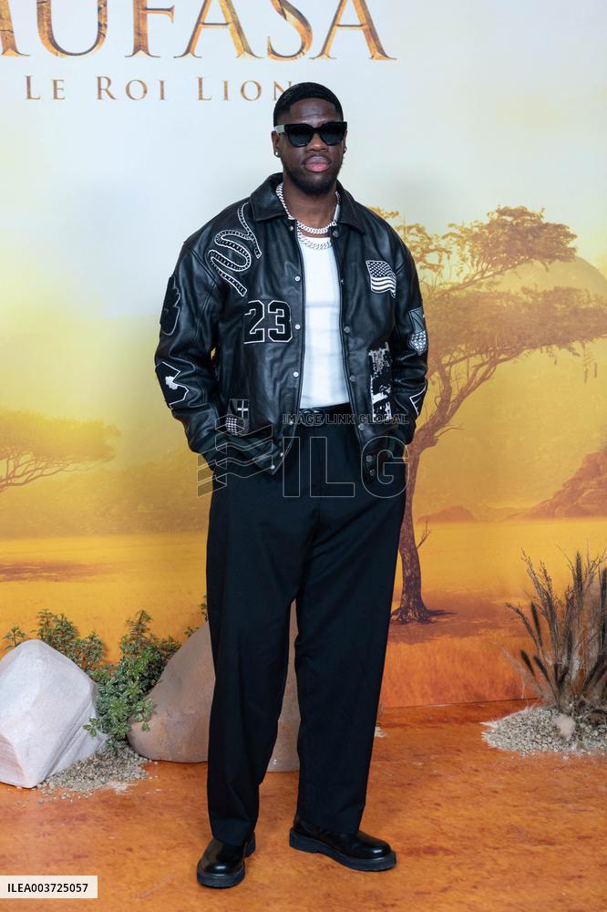 Mufasa Premiere - Paris AJ