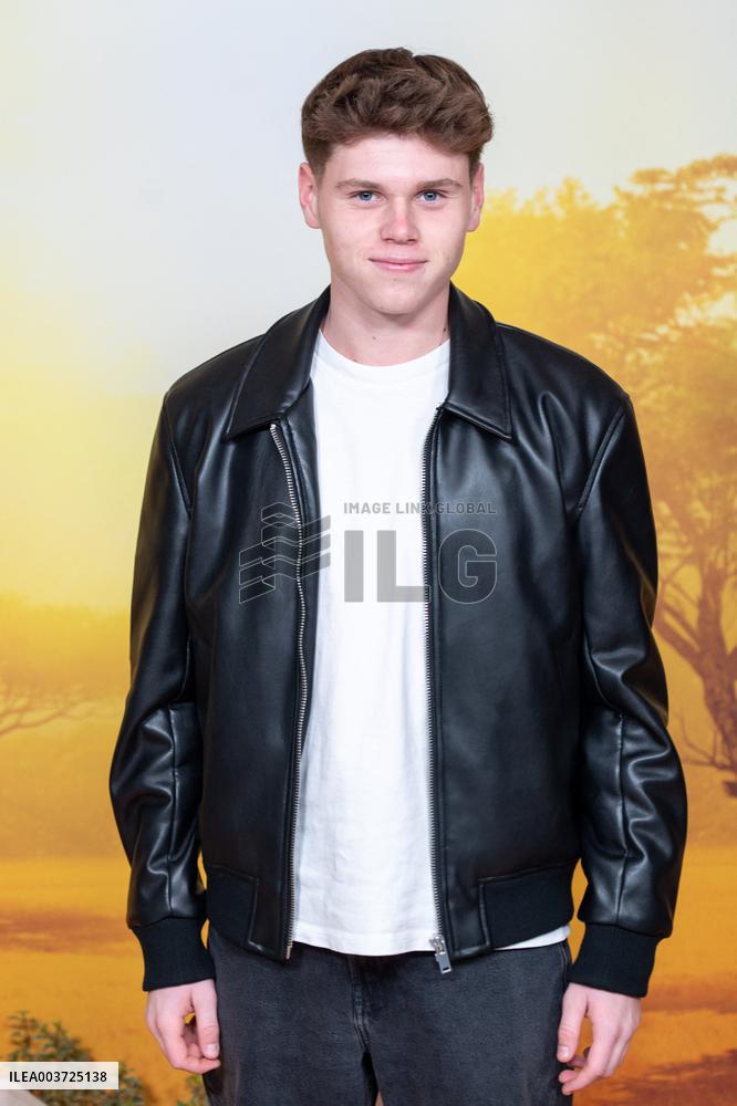 Mufasa Premiere - Paris AJ