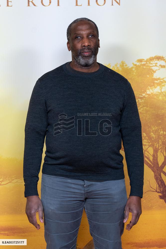 Mufasa Premiere - Paris AJ