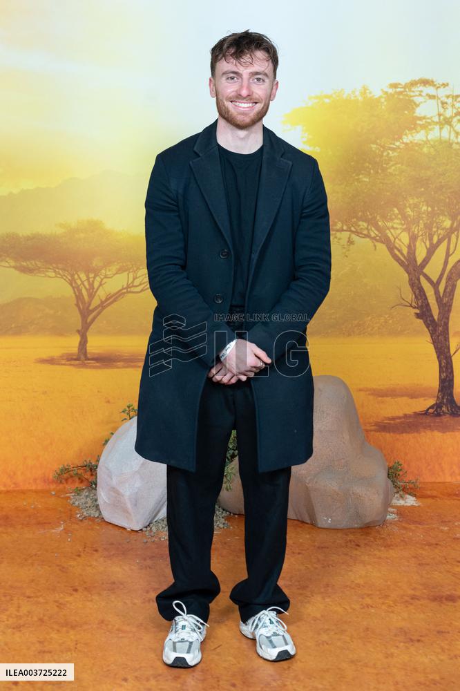 Mufasa Premiere - Paris AJ