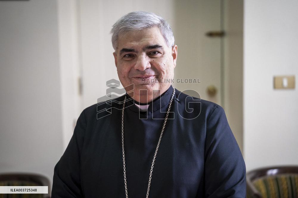 Mourners Gather For Activist Mazen Al-Hamada Funeral - Damascus