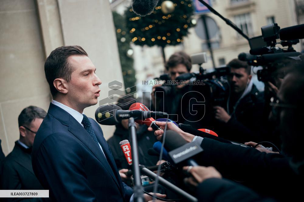 Jordan Bardella speaks to the press - Paris AJ