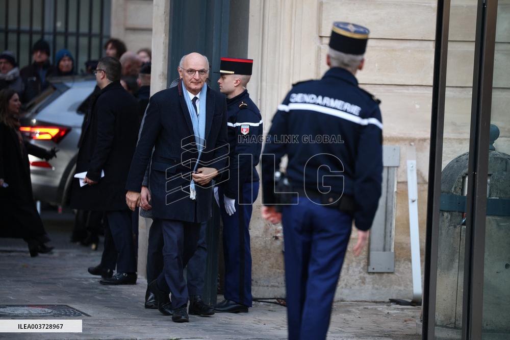 Handover Ceremony At Hotel De Matignon - Paris