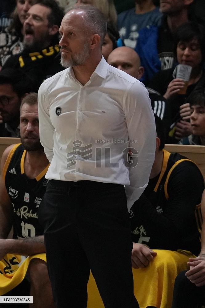 Betclic Elite basketball Stade Rochelais vs SIG Strasbourg - La Rochelle