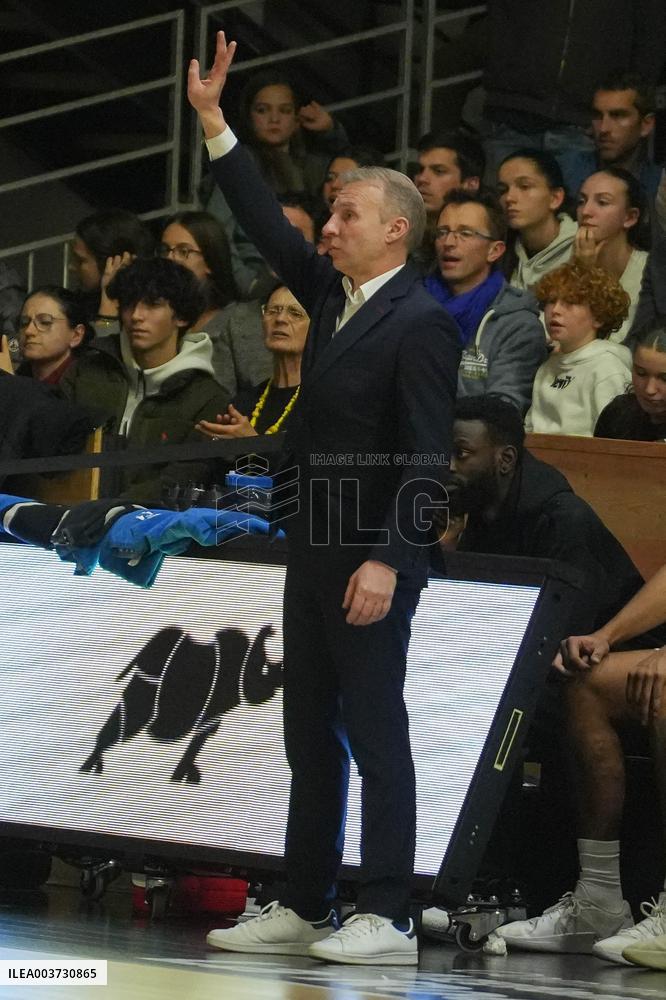 Betclic Elite basketball Stade Rochelais vs SIG Strasbourg - La Rochelle