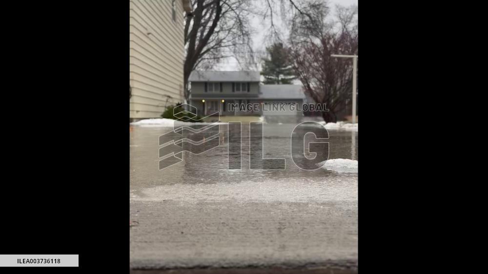 US: Man Turns Icy Road Into Curling Fun Amid Winter Weather In Iowa