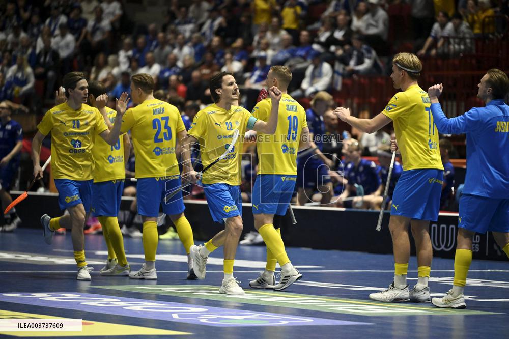 Salibandy: Pelaako Suomi mitalista miesten MM-kisojen loppuhuipennuksessa?