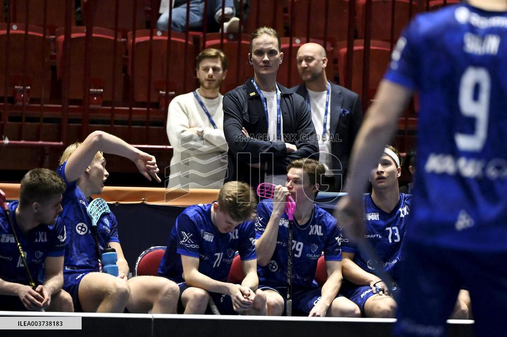 Salibandy: Pelaako Suomi mitalista miesten MM-kisojen loppuhuipennuksessa?