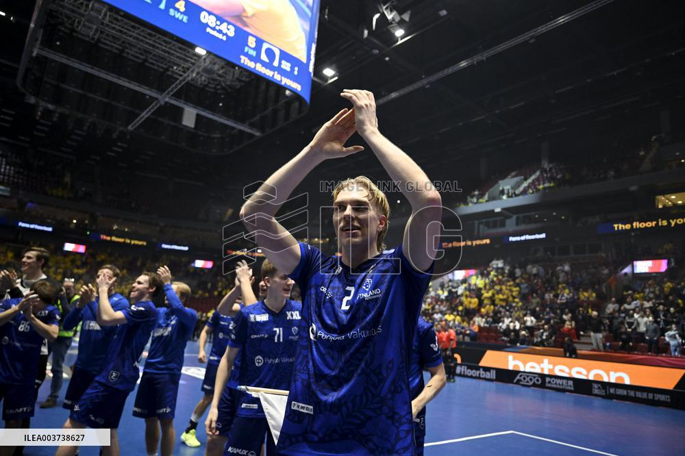 Salibandy: Pelaako Suomi mitalista miesten MM-kisojen loppuhuipennuksessa?