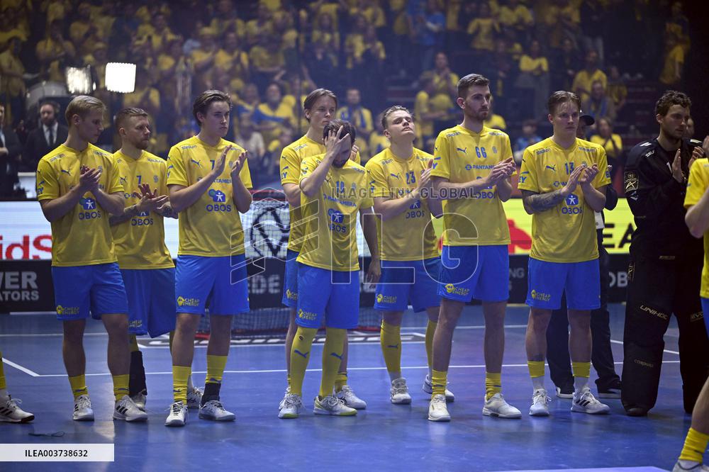 Salibandy: Pelaako Suomi mitalista miesten MM-kisojen loppuhuipennuksessa?