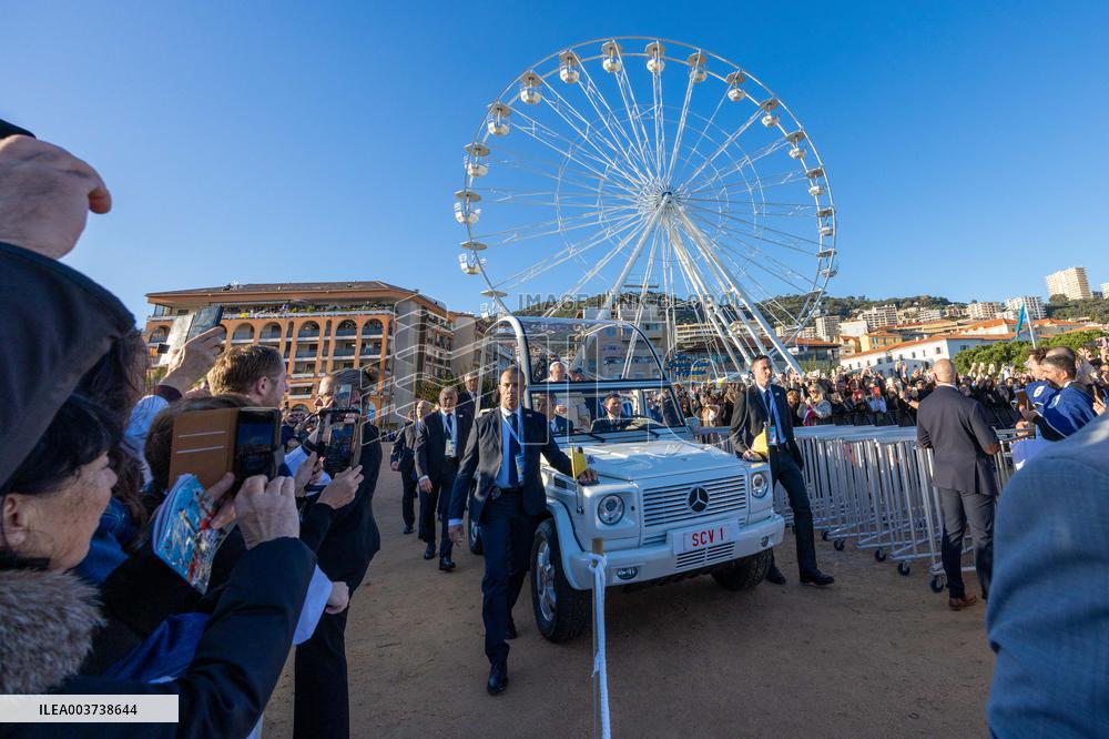 Pope Francis At The Place Miot - Ajaccio