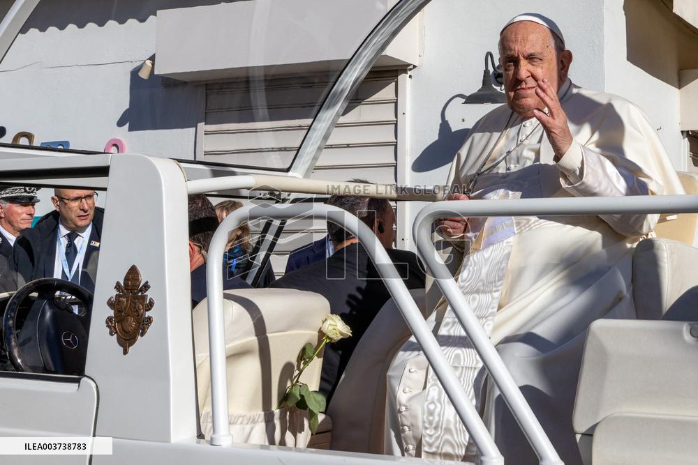 Pope Francis arrives at the Santa Maria Assunta Cathedral - Ajaccio