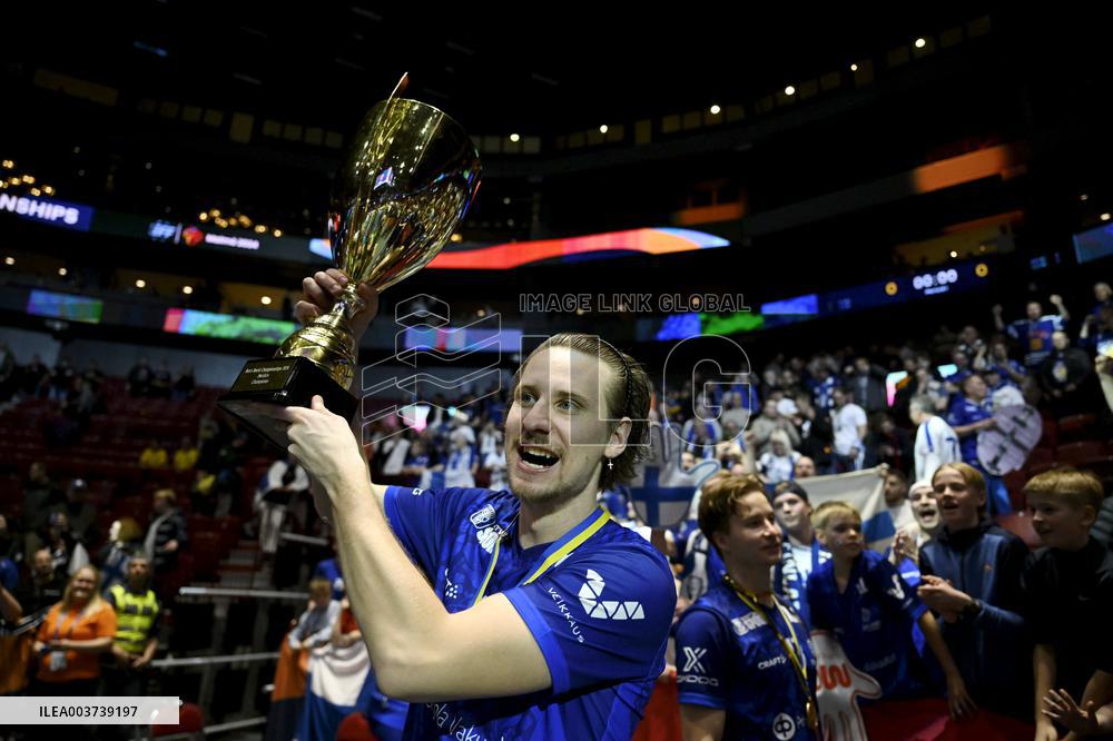 Salibandy: Pelaako Suomi mitalista miesten MM-kisojen loppuhuipennuksessa?