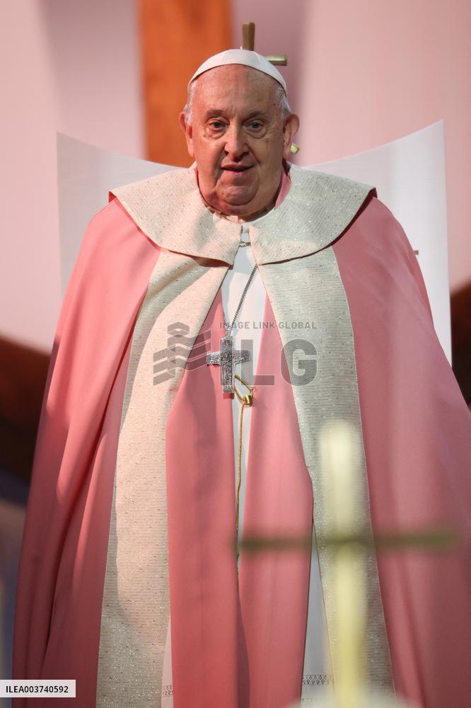 Pope Francis Celebrates Holy Mass At Casone - Ajaccio