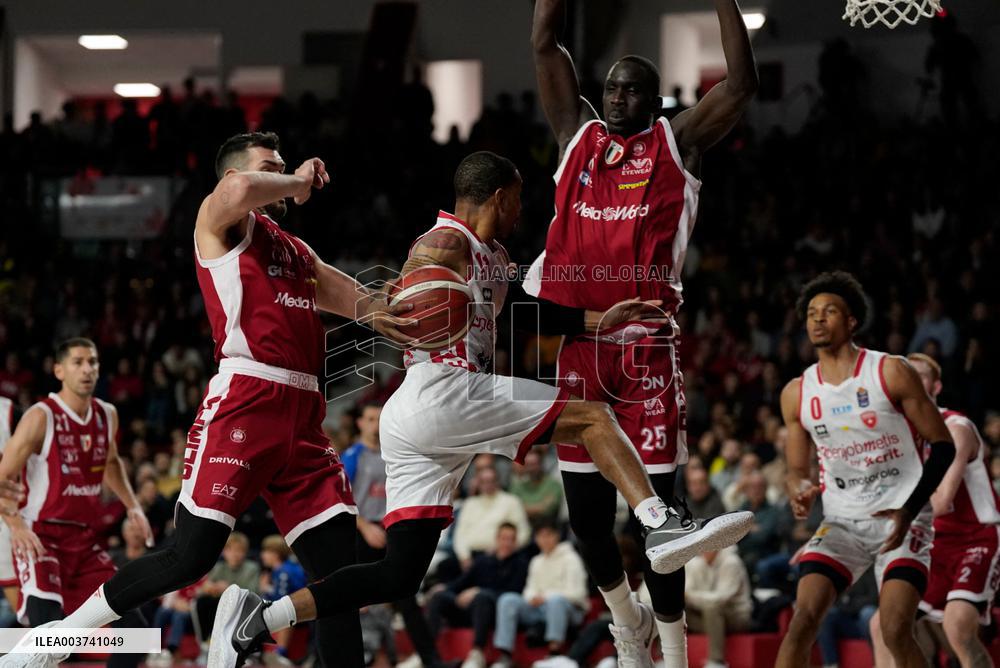 BASKET - Serie A - Openjobmetis Varese vs EA7 Emporio Armani Milano