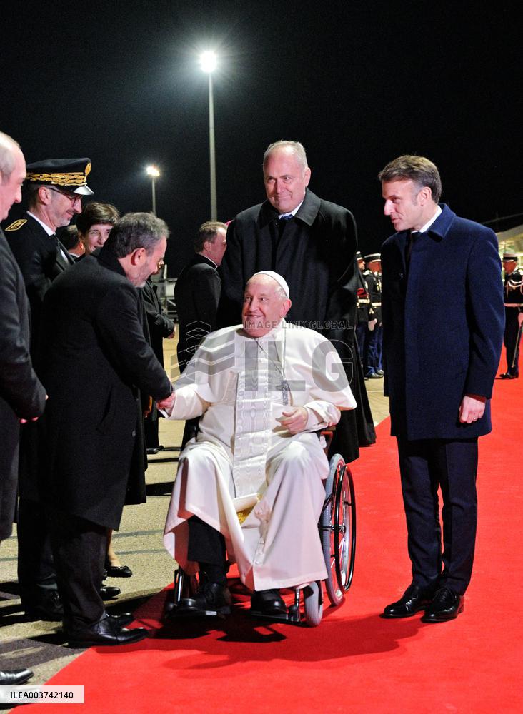 Pope Francis And Macron Meet - Ajaccio
