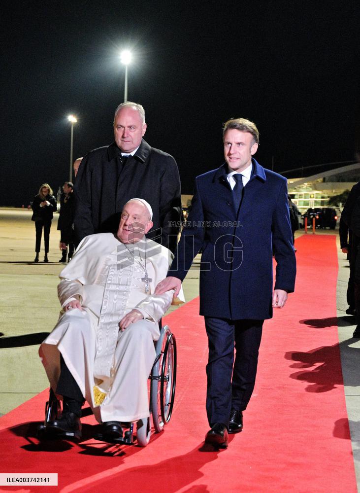 Pope Francis And Macron Meet - Ajaccio