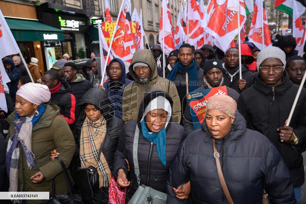 March For Migrants Rights - Paris