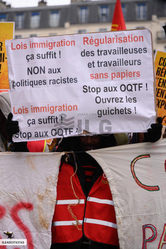 March For Migrants Rights - Paris