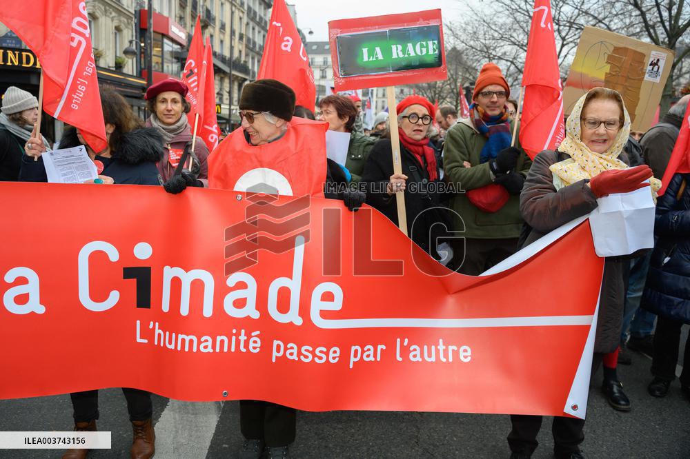March For Migrants Rights - Paris