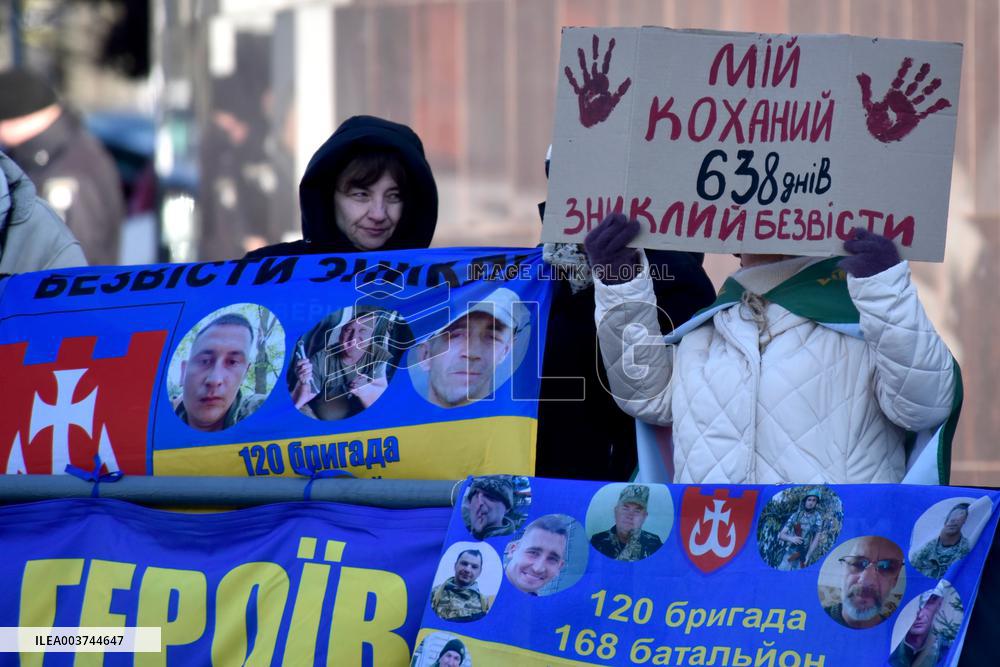 Weekly rally in support of Ukrainian POWs in Vinnytsia