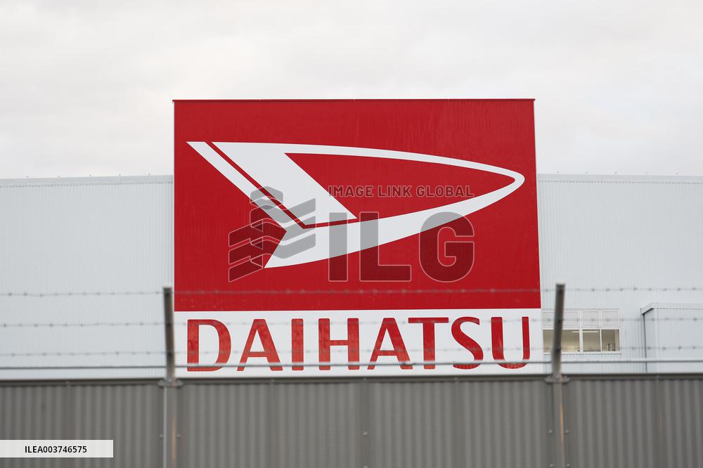 Daihatsu Motor Co., Ltd. exterior, logo and signage