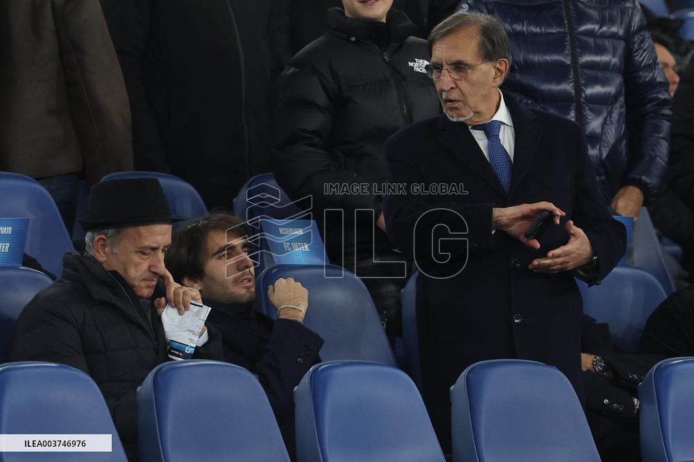 Vip on the stand  ip on the stand Anna falchi and Boyfriend, Ignazio La Russa with son, Paolo Bonolis with son David  in Serie A